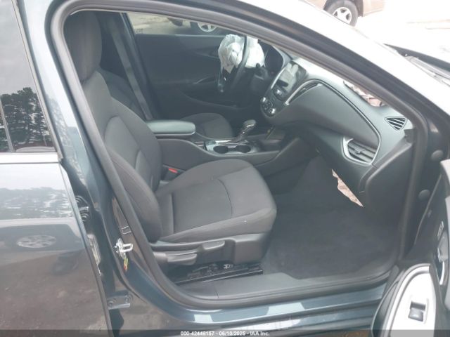 2021 CHEVROLET MALIBU 1G1ZG5ST4MF077666 Photo 4