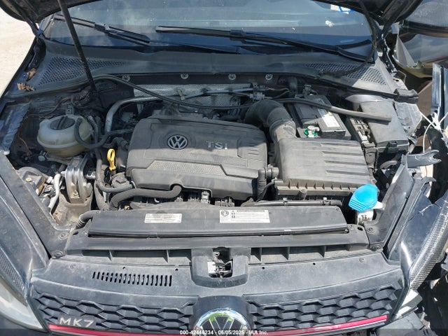 3VW4T7AU3GM002851 Volkswagen 2016