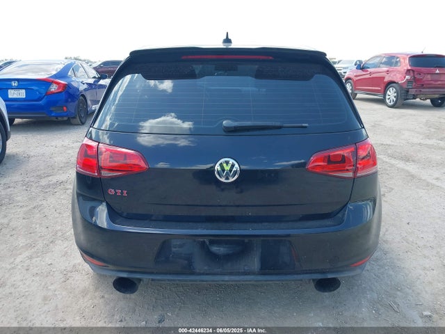 3VW4T7AU3GM002851 Volkswagen 2016