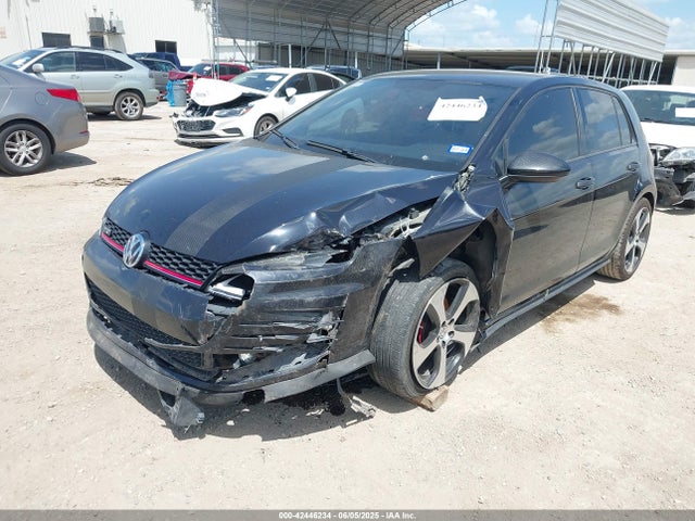 3VW4T7AU3GM002851 Volkswagen 2016