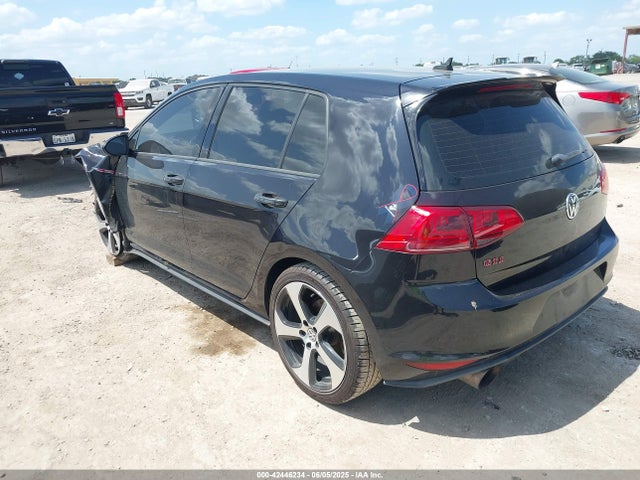 3VW4T7AU3GM002851 Volkswagen 2016