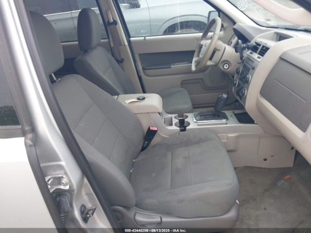 2009 FORD ESCAPE 1FMCU93G39KA82401 Photo 4