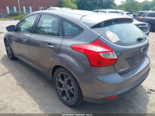 1FADP3K22EL326648 Ford FOCUS SE