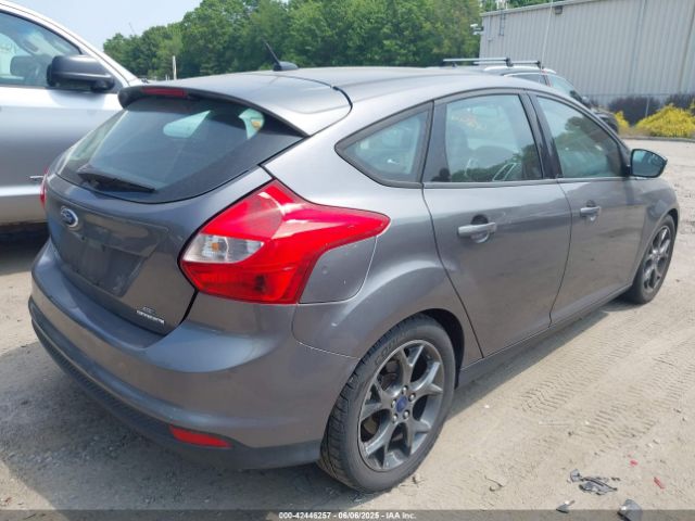 1FADP3K22EL326648 Ford FOCUS SE