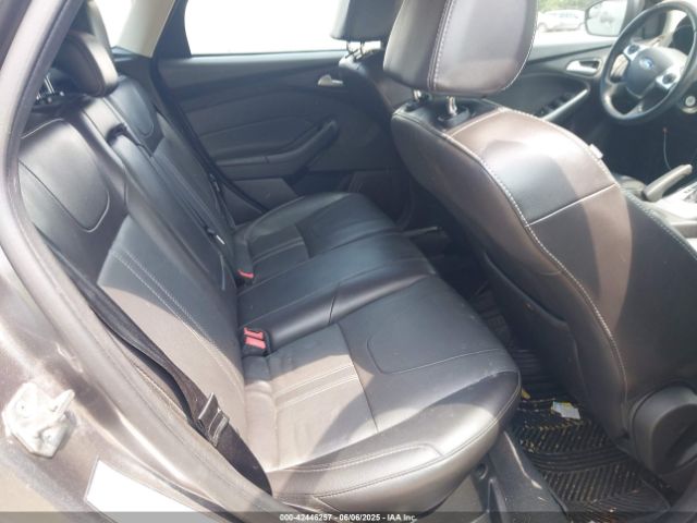 1FADP3K22EL326648 Ford FOCUS SE