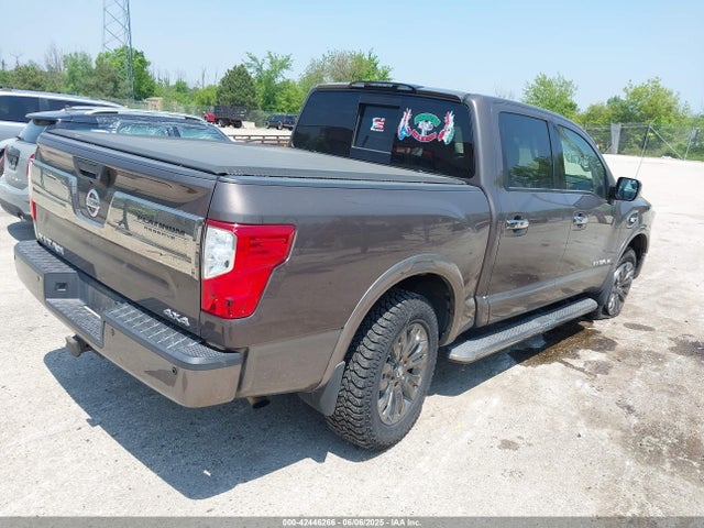 1N6AA1E5XHN510640 Nissan 2017