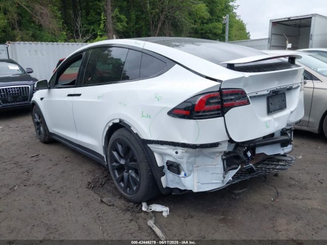2023 TESLA MODEL X 7SAXCDE52PF404062 Photo 2