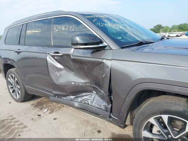 1C4RJKDGXM8190758 Jeep GRAND CHEROKEE L