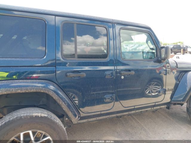 1C4PJXEN9SW529245 Jeep Wrangler 4-door Sahara 4x4