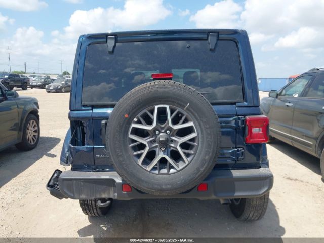 1C4PJXEN9SW529245 Jeep Wrangler 4-door Sahara 4x4