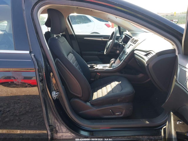 Ford 2016 2016 3FA6P0H72GR143801 Image 5
