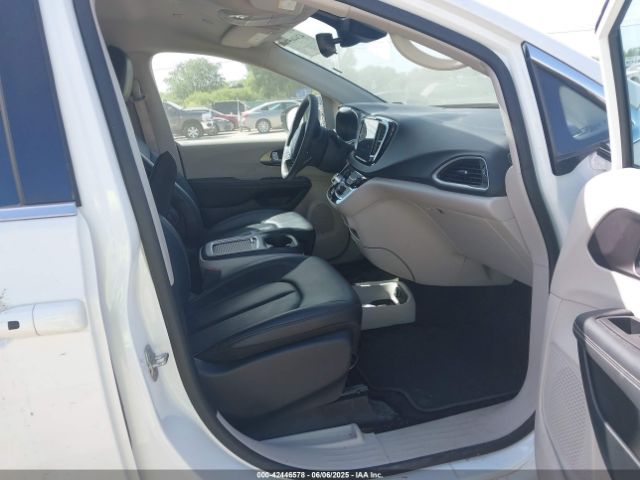 2C4RC1BG1RR167615 Chrysler Pacifica Touring L