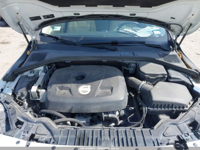 2015 VOLVO V60 YV140MEB5F1190586 Photo 9
