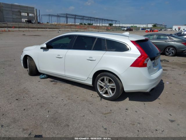 2015 VOLVO V60 YV140MEB5F1190586 Photo 2
