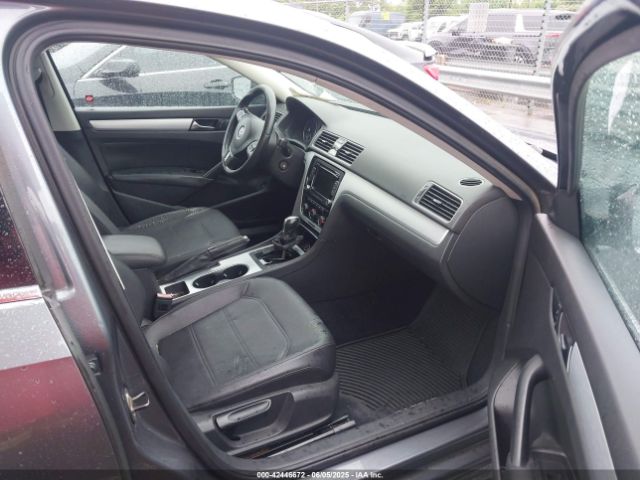 2013 VOLKSWAGEN PASSAT 1VWBH7A38DC032697 Photo 4