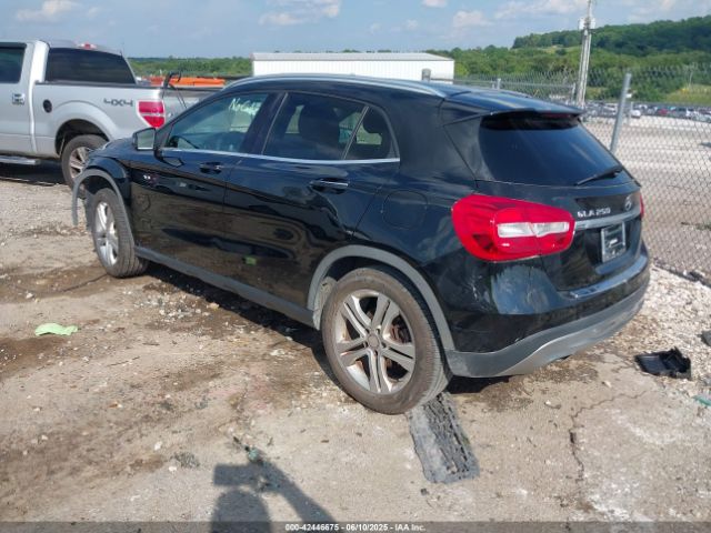2015 MERCEDES-BENZ GLA 250 WDCTG4EB6FJ120621 Photo 2