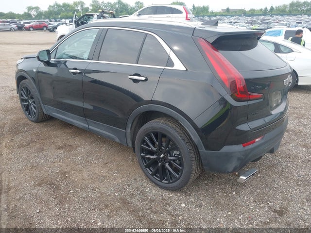 2023 CADILLAC XT4 1GYFZBR41PF107772 Photo 2