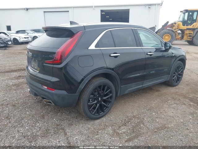 2023 CADILLAC XT4 1GYFZBR41PF107772 Photo 3