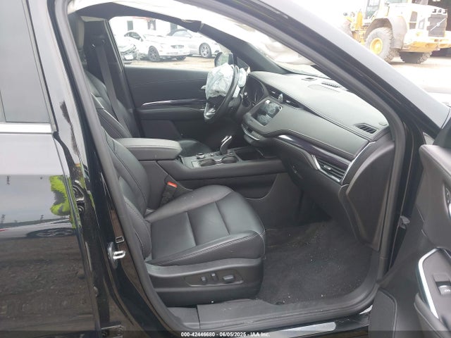 2023 CADILLAC XT4 1GYFZBR41PF107772 Photo 4