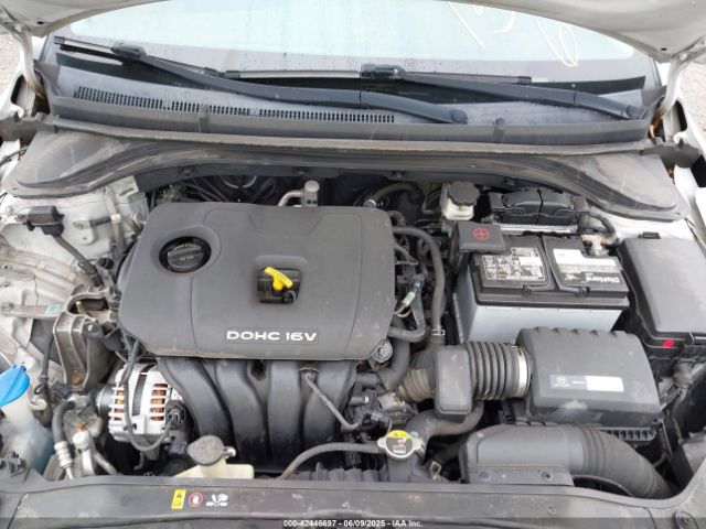 5NPD84LF2HH156704 Hyundai 2017