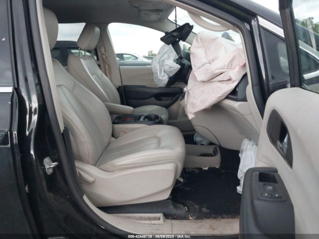 2021 CHRYSLER VOYAGER 2C4RC1DGXMR547560 Photo 4