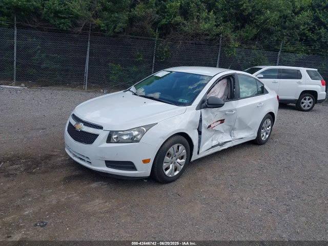 1G1PA5SGXE7124660 Chevrolet lwe
