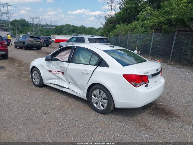 1G1PA5SGXE7124660 Chevrolet lwe