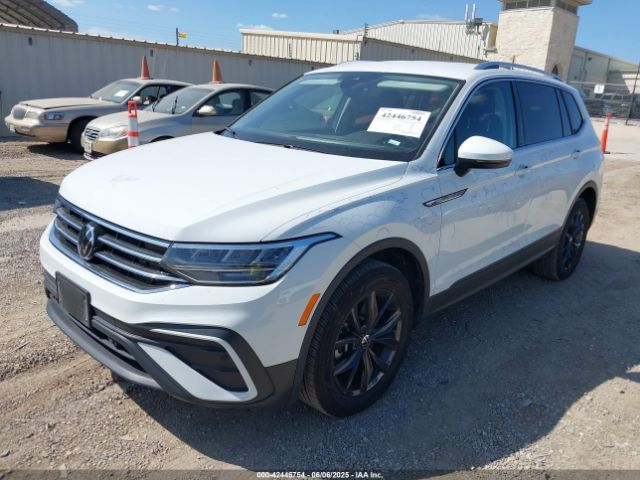 3VV2B7AX9RM123637 Volkswagen Tiguan 2.0t Se/2.0t Wolfsburg Edition