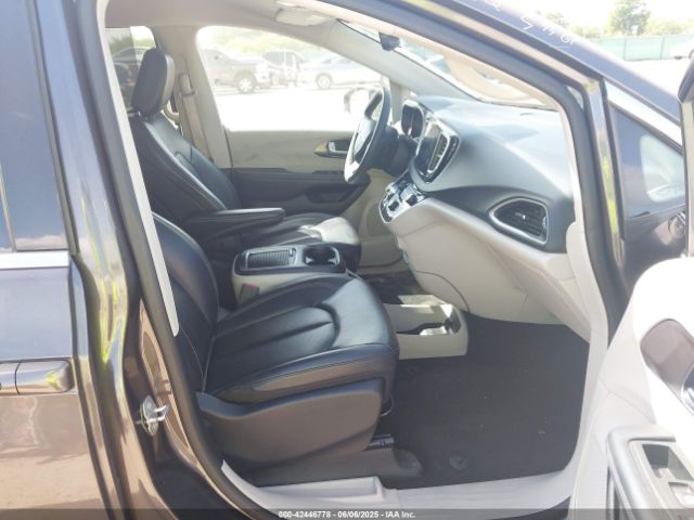 2C4RC1BG0PR553536 Chrysler Pacifica Touring L