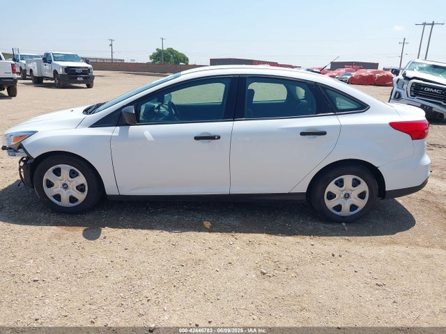 Ford Focus 2016 1FADP3E24GL372254 Image 27