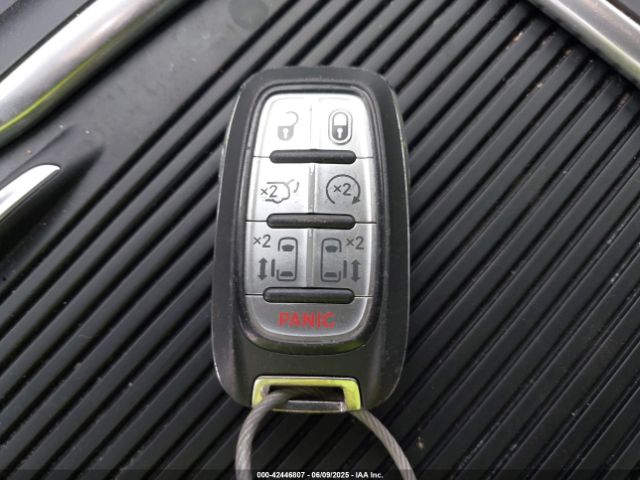 2023 CHRYSLER PACIFICA 2C4RC1BG6PR532996 Photo 10