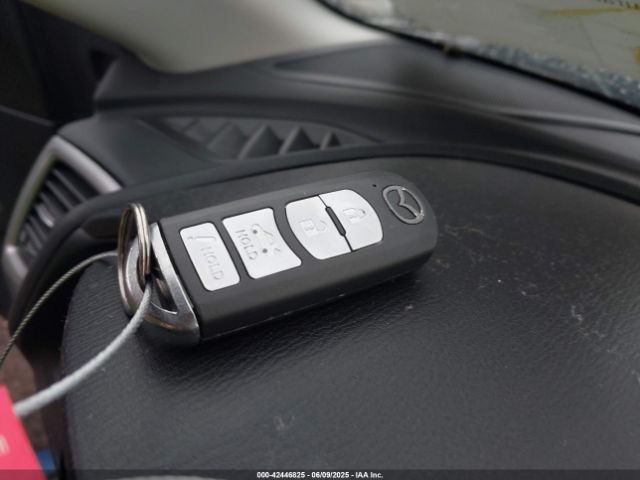 2018 MAZDA MAZDA3 3MZBN1V34JM169548 Photo 10