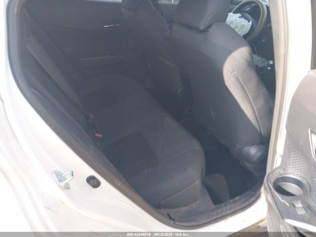 2021 TOYOTA C-HR NMTKHMBXXMR131392 Photo 7