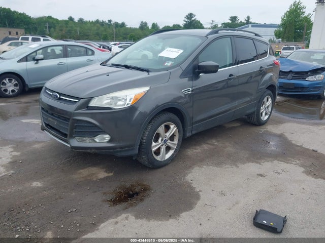 1FMCU9GX5GUA35091 Ford ESCAPE SE