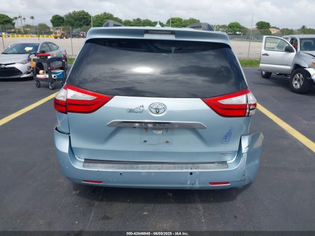 5TDDK3DC0FS127743 Toyota Sienna Limited Premium 7 Passenger