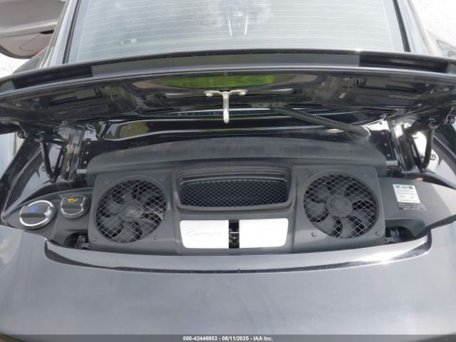 WP0AB2A96ES122879 Porsche 911