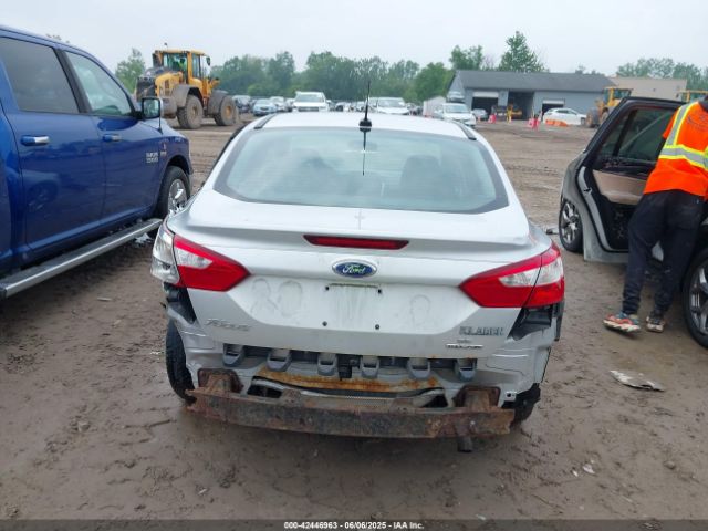 1FADP3F24EL181753 Ford FOCUS SE