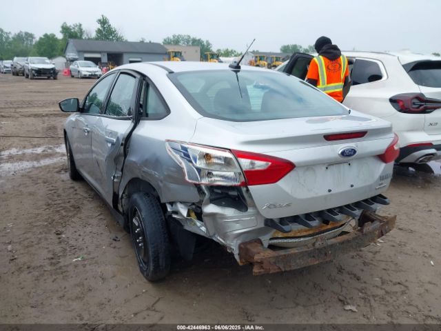 1FADP3F24EL181753 Ford FOCUS SE