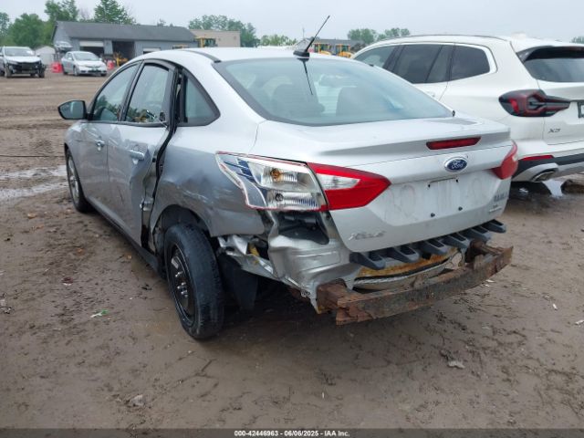 1FADP3F24EL181753 Ford FOCUS SE