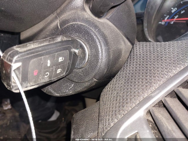 1G1P75SZ5E7299298 Chevrolet luz