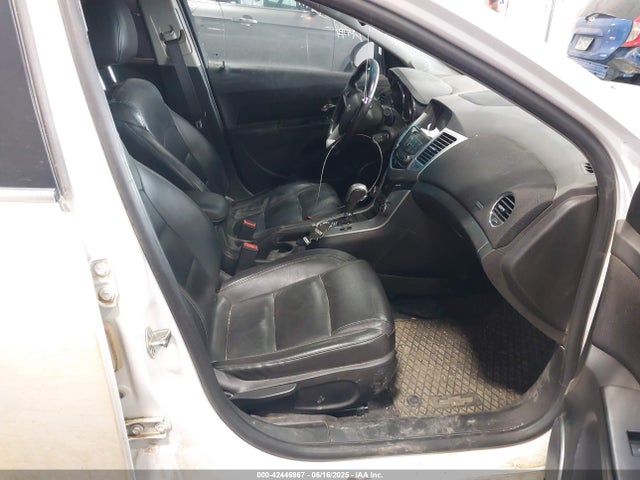 1G1P75SZ5E7299298 Chevrolet luz