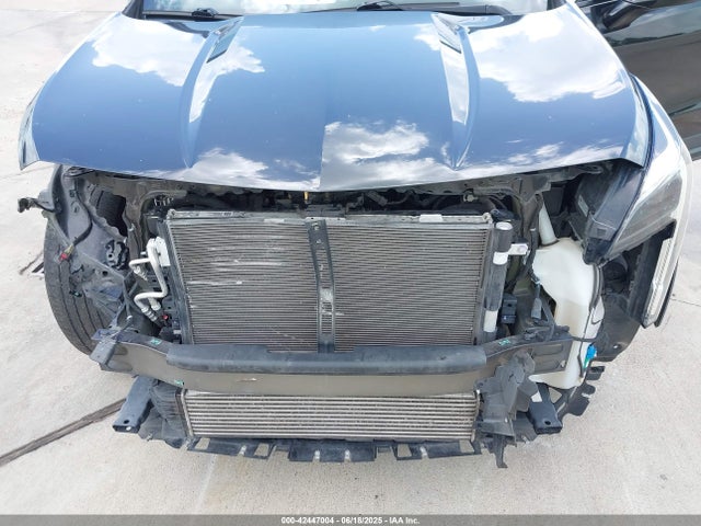 2019 CADILLAC XT4 1GYFZFR45KF185150 Photo 5