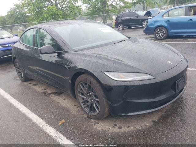 2024 TESLA MODEL 3 5YJ3E1EB8RF733782 Photo 0