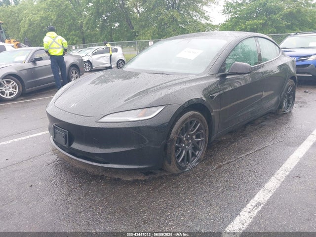 2024 TESLA MODEL 3 5YJ3E1EB8RF733782 Photo 1