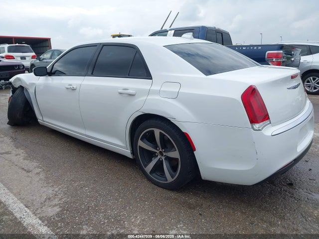 Aukcja sprzedaży 2019 Chrysler 300 300s, vin: 2C3CCABG3KH601040, numer aukcji: 42447039