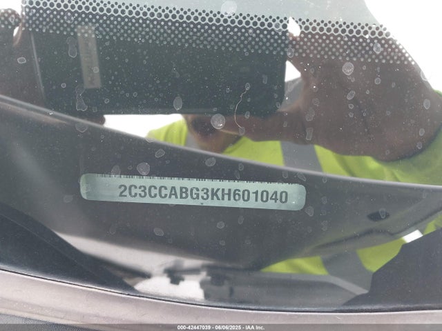 Aukcja sprzedaży 2019 Chrysler 300 300s, vin: 2C3CCABG3KH601040, numer aukcji: 42447039