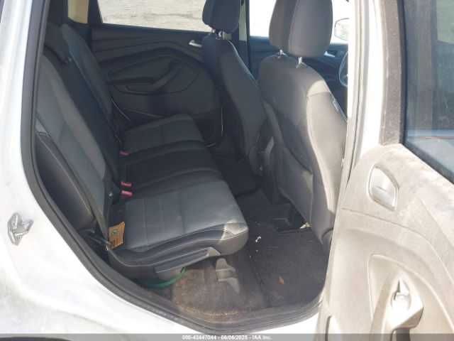 1FMCU0GX7GUA92064 Ford ESCAPE SE
