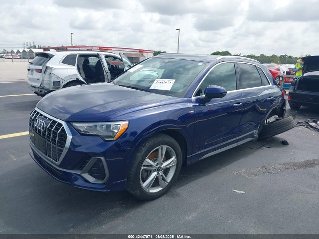 2021 AUDI Q3 WA1DECF39M1030663 Photo 1