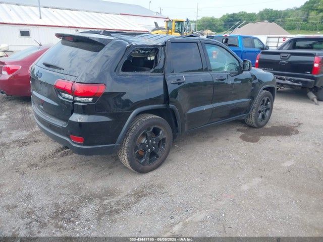 1C4RJFAG5JC503767 Jeep Grand Cherokee