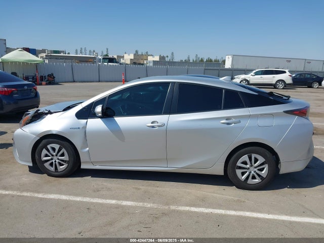 Toyota Prius Three 2016 JTDKARFU3G3019848 Image 14